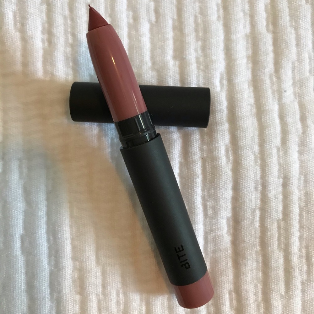 Bite Beauty Matte Crème Lip Crayon in Glacé